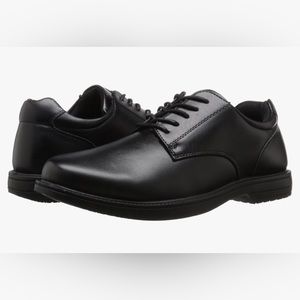 Slip-Resistant Dress Shoes Size 11 *No Box